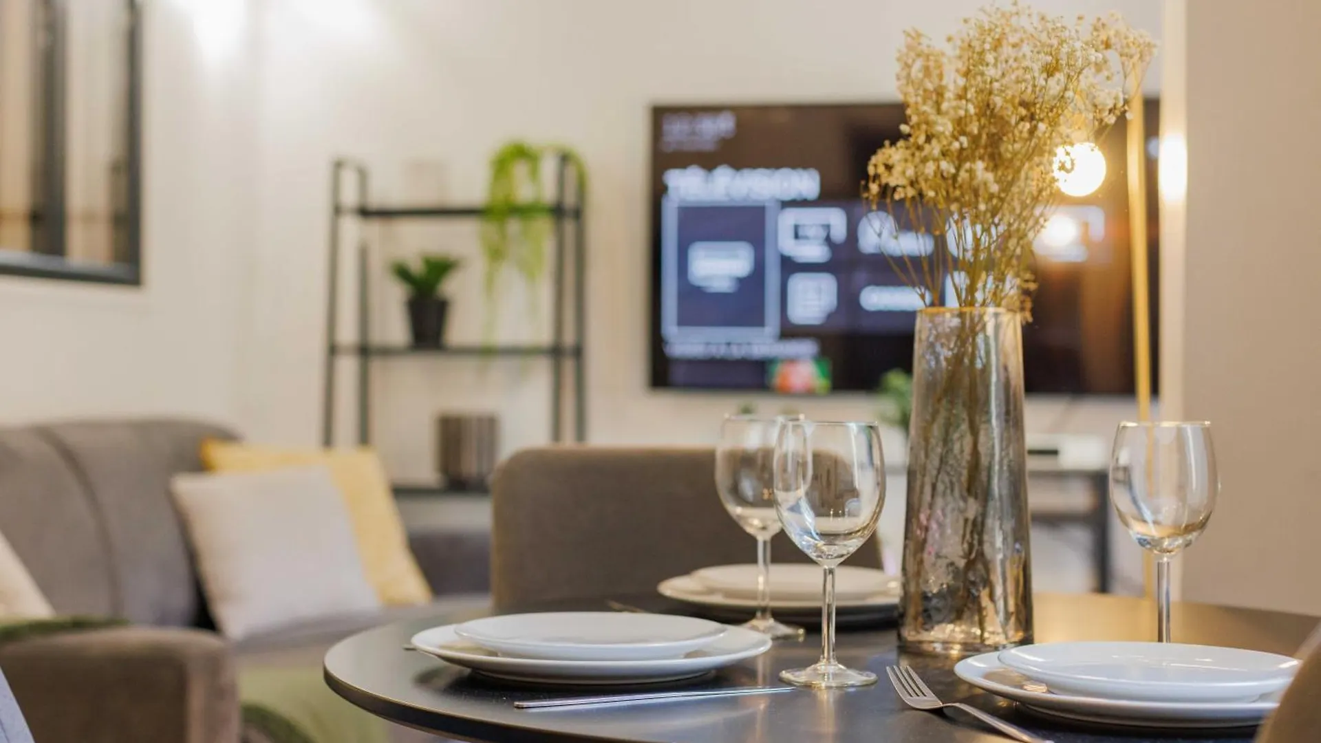 Amazing Apartment Gare De L'Est Republique Paris France