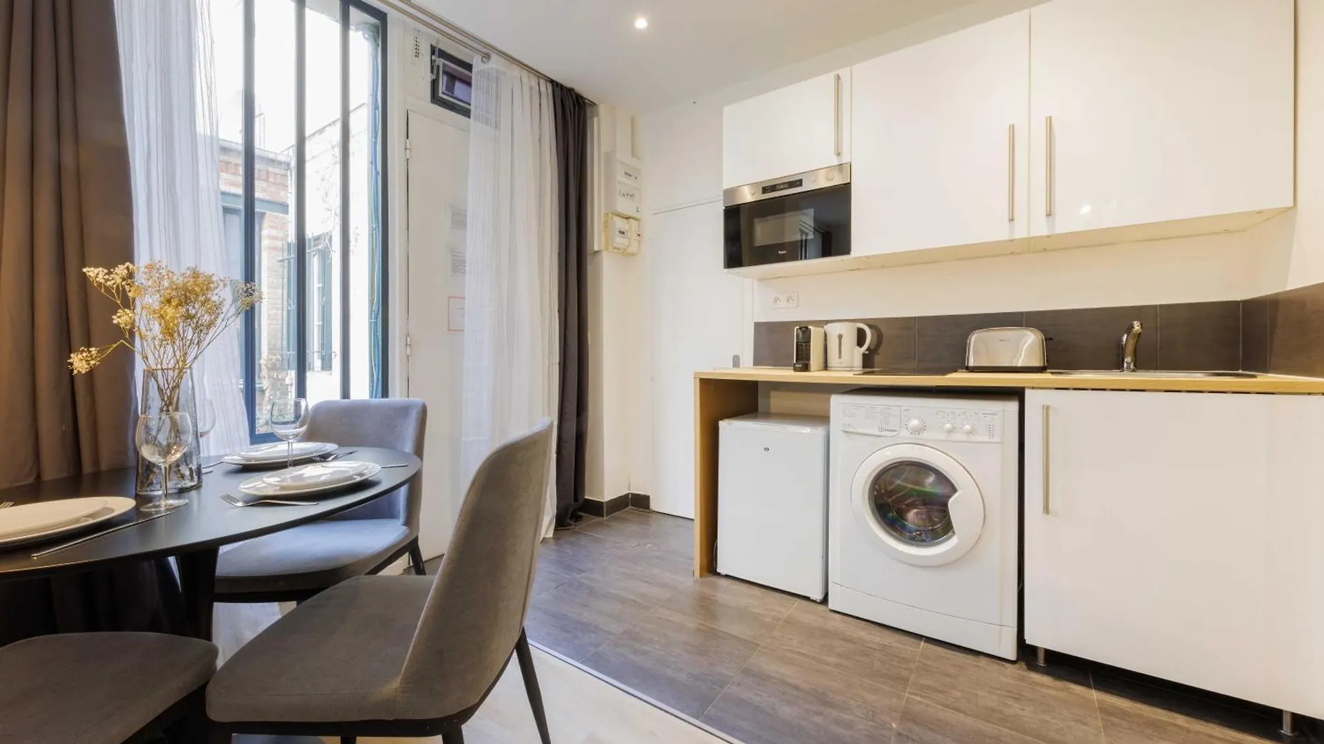 Amazing Apartment Gare De L'Est Republique Paris
